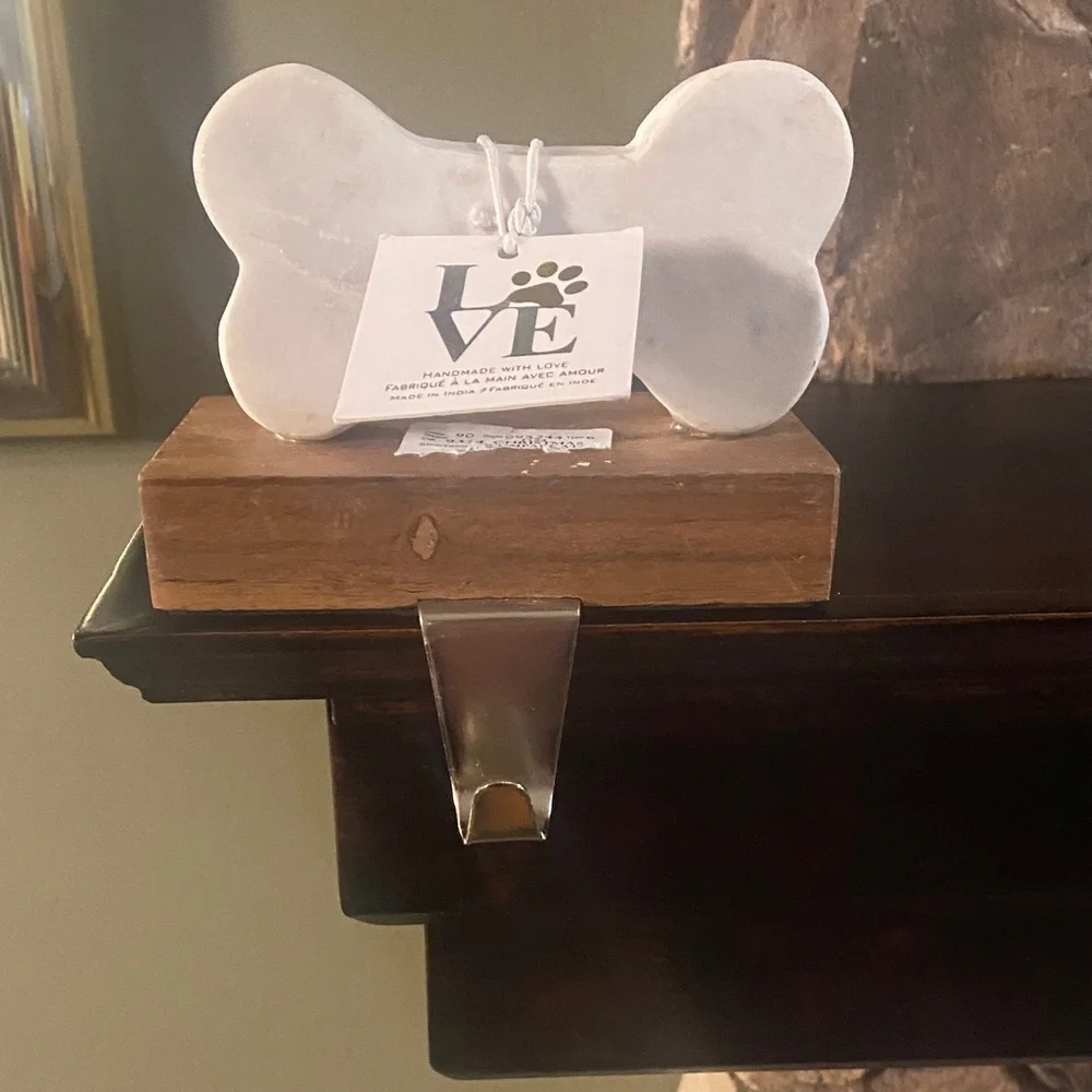 White Bone-Shaped Stocking/Leash Holder - Picture 2 of 16